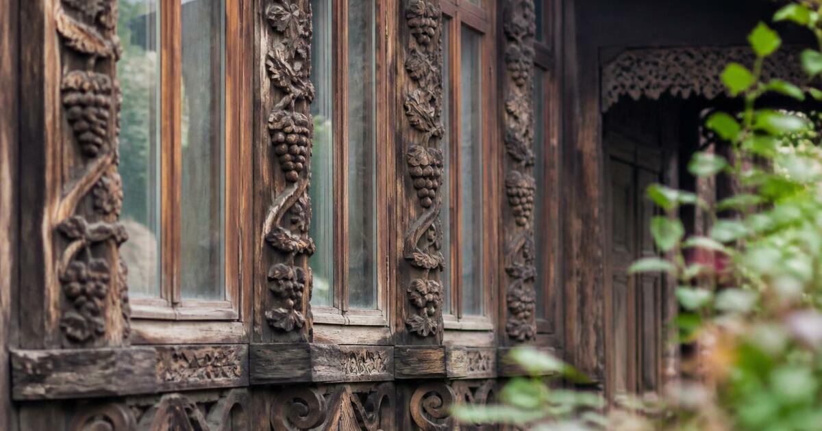 В Спасском отреставрировали дом Вшивкиных 1864 года Реставрация деревянного дома 1864 года в селе С...