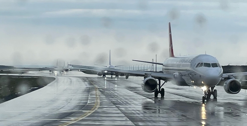 Самолет из Нижнего Новгорода в Сочи задержан на семь часов Авиарейс Nижний Новгород — Сочи столкнулс...